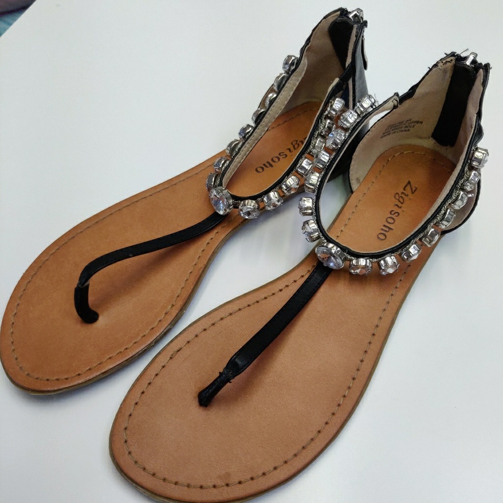 💲⬇️💖  Black and Rhinestone Sandals